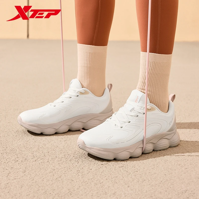 Xtep Jumpjump Winter Running Shoes For Women 2024 Winter Non-Slip Sports Shoes Trendy Retro Cushioning Sneakers 876418110017