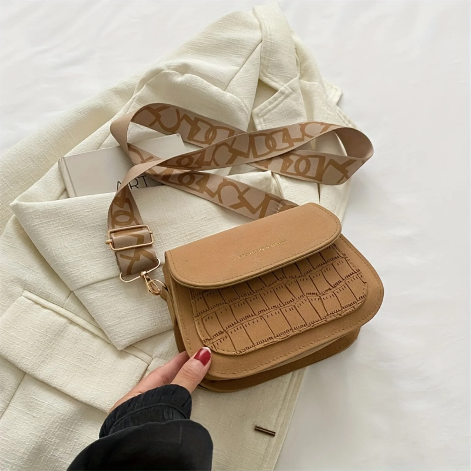 

Vintage Crossbody Bag - Retro Flap Shoulder Handbag & Purse