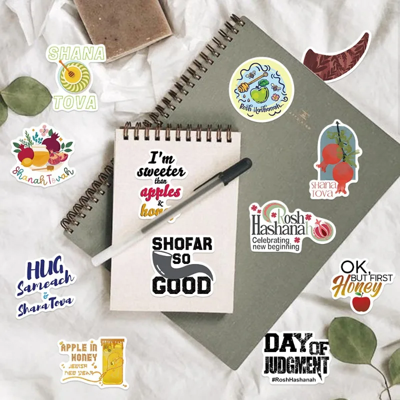 สติกเกอร์ตกแต่งลายการ์ตูนสร้างสรรค์สำหรับปีใหม่ 50 ชิ้น