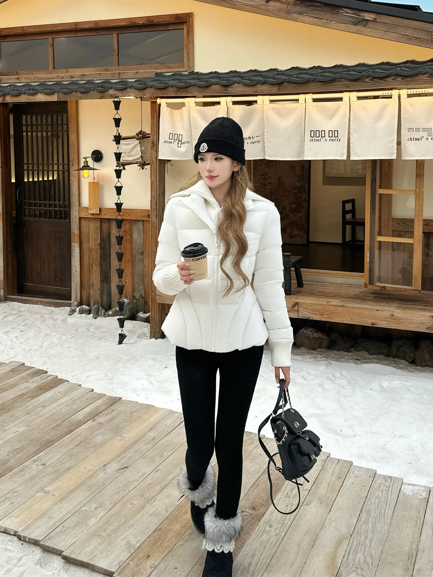 

Женский тонкий пуховик MOXI Cloud Layered Slim Fit с двойным воротником, ребристой отделкой на талии и длинными рукавами