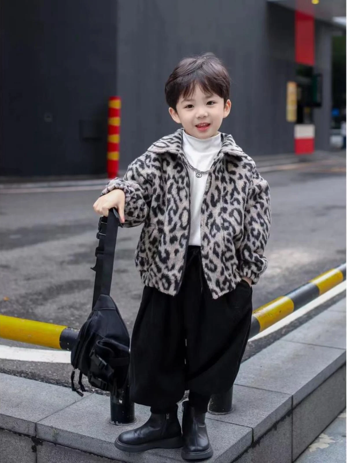 Fashion Baby Boys Children Leopard print Suits Winter Kids Fashion Warm Thicken Top Coat Jacket +Loose Pants 2Pcs Streetwear Set