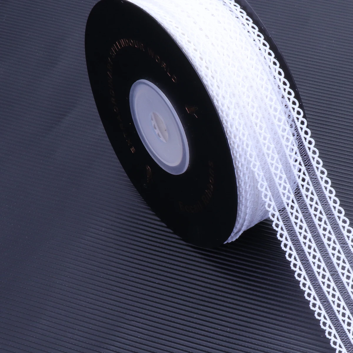 

Wavy Premium Gift Wrapping Strip Diy Christmas Party Decoration Clothes Festive Diy Ribbon，Clothes Ribbon Ribbon