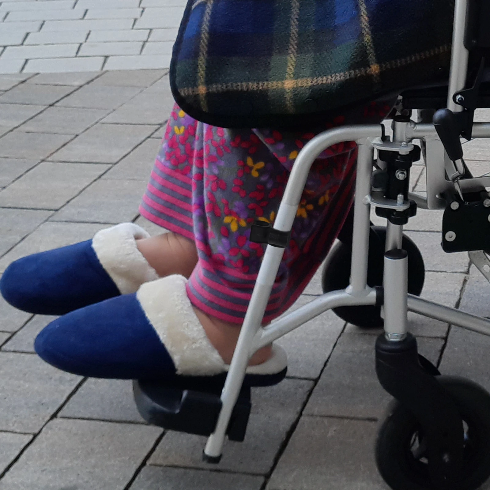 

Черный пластиковый сплав, набор держателей для трости, прочные и прочные аксессуары для трубчатых инвалидных колясок, подставка для тростей для мужчин