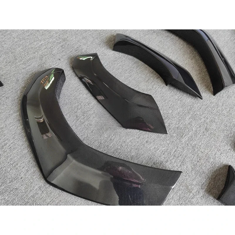 Factory Hot Sale High Quality Style Carbon Fiber Wide- Wheel Eyebrows Front Rear URUS Body Kit