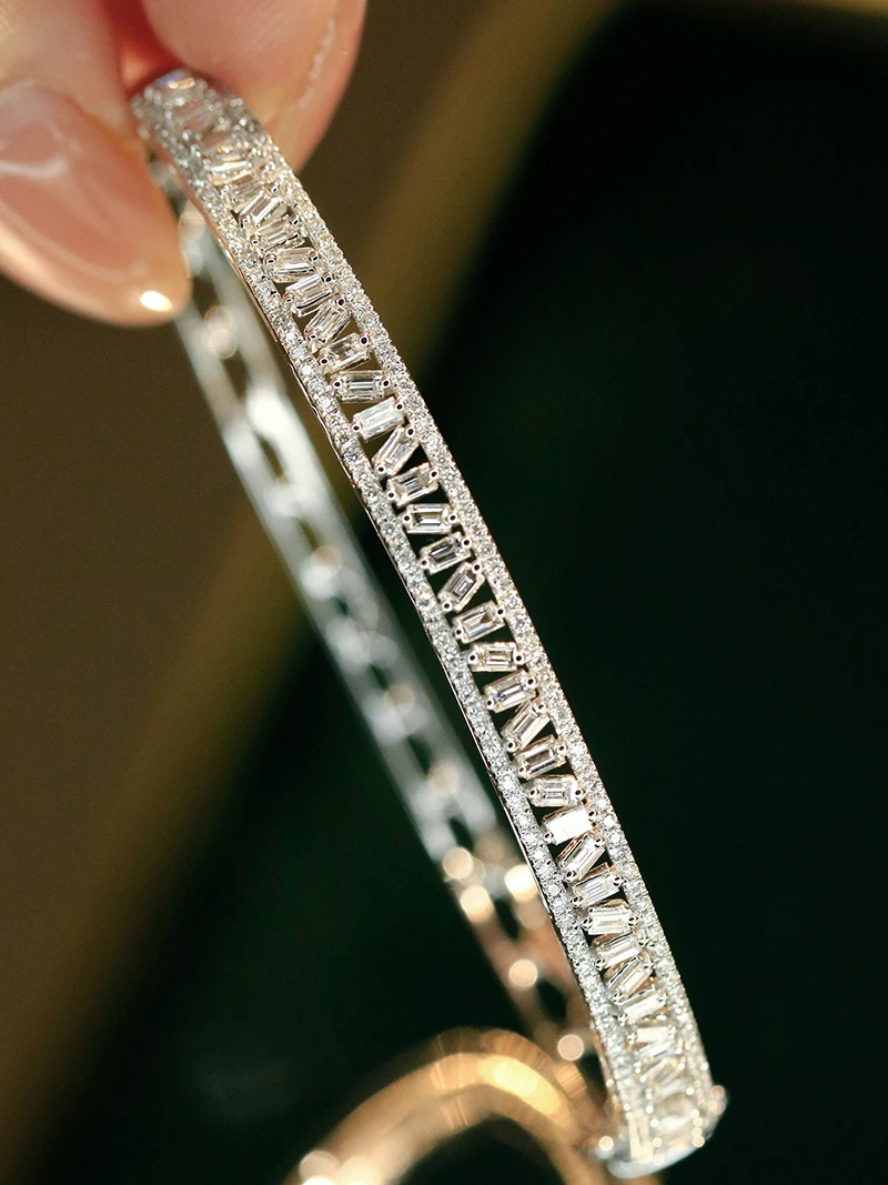 LUOWEND 100% 18K White Gold Bangle Fashion Design 1.15carat Real Natural Diamond Bangle for Women Wedding High Party Jewelry