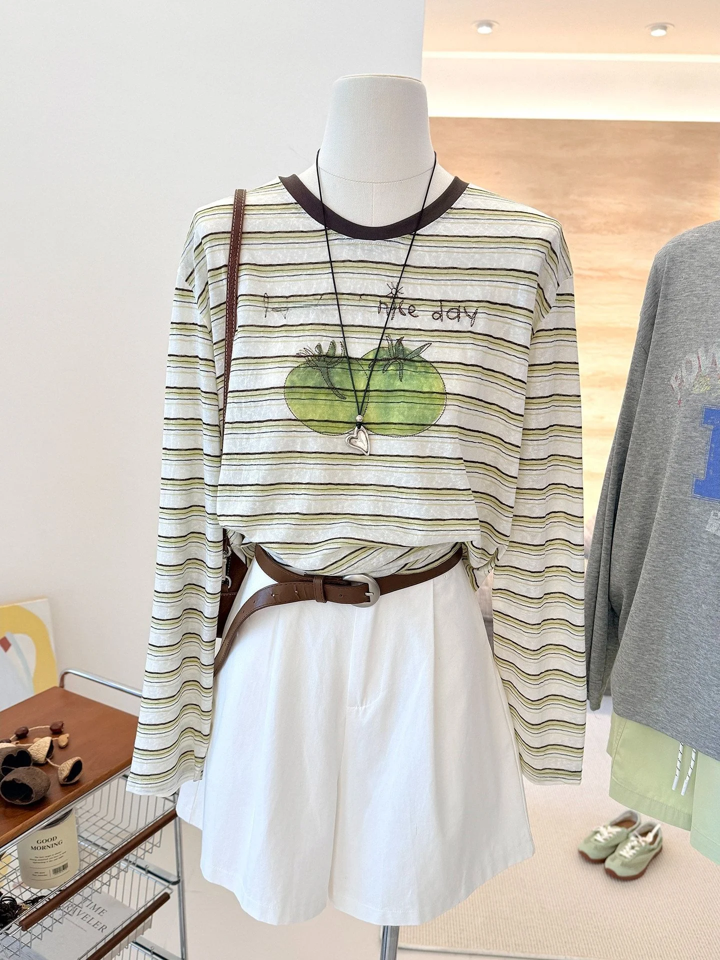 

Loose Lightweight Long Sleeve Tomato Stripe Women's T-shirt Summer Style Comfortable Breathable Big Size Korean Version Top