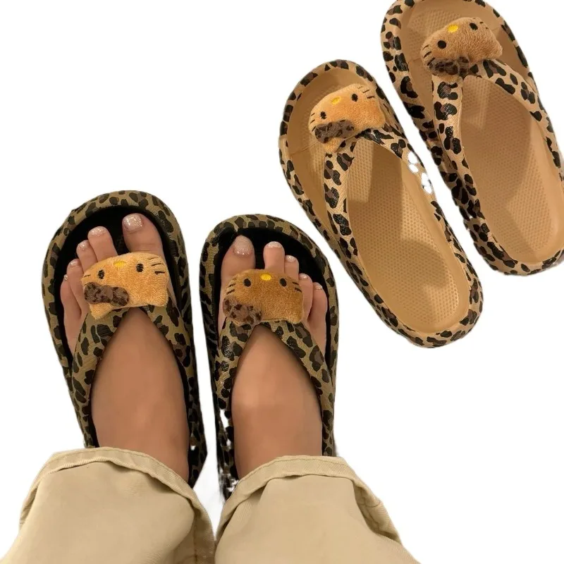 sanrios Hello Kittys Y2K Spicy Girl Style New Soft Sole Leopard Print Flip Flops Stepping Stool Feel Slippers Casual Beach Shoes