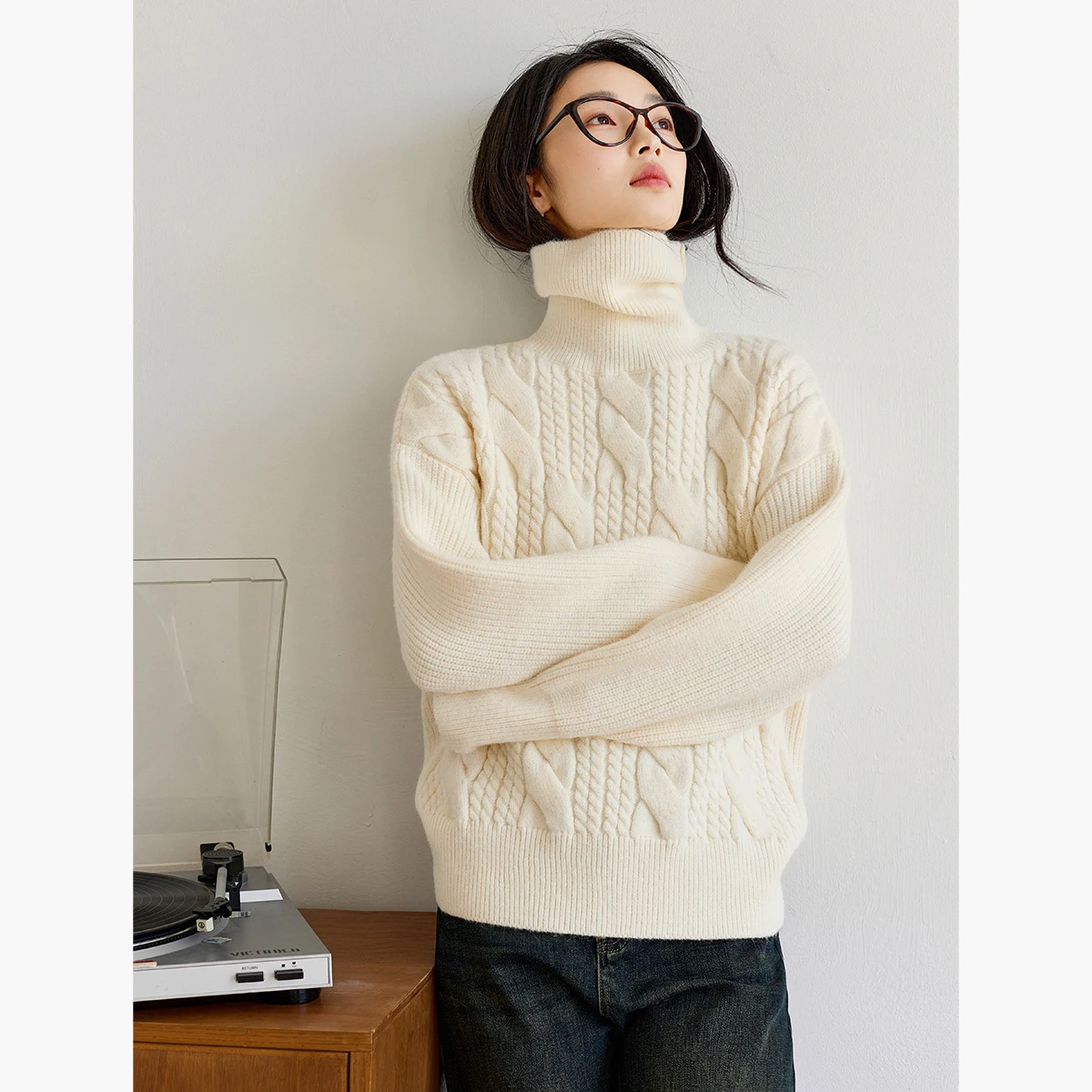 

VIMLY Pullover Women Vintage Winter 2025 Cable Knitted Turtleneck Female Sweater Casual Long Sleeve Thick Ladies Jumpers 73652