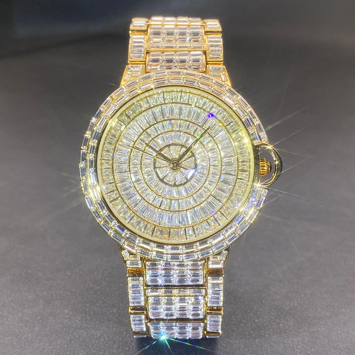 Hoogwaardige quartz horloges voor heren, prachtige zilveren en gouden rechthoekige horloges met stenen, luxe herenhorloge, sieraden.