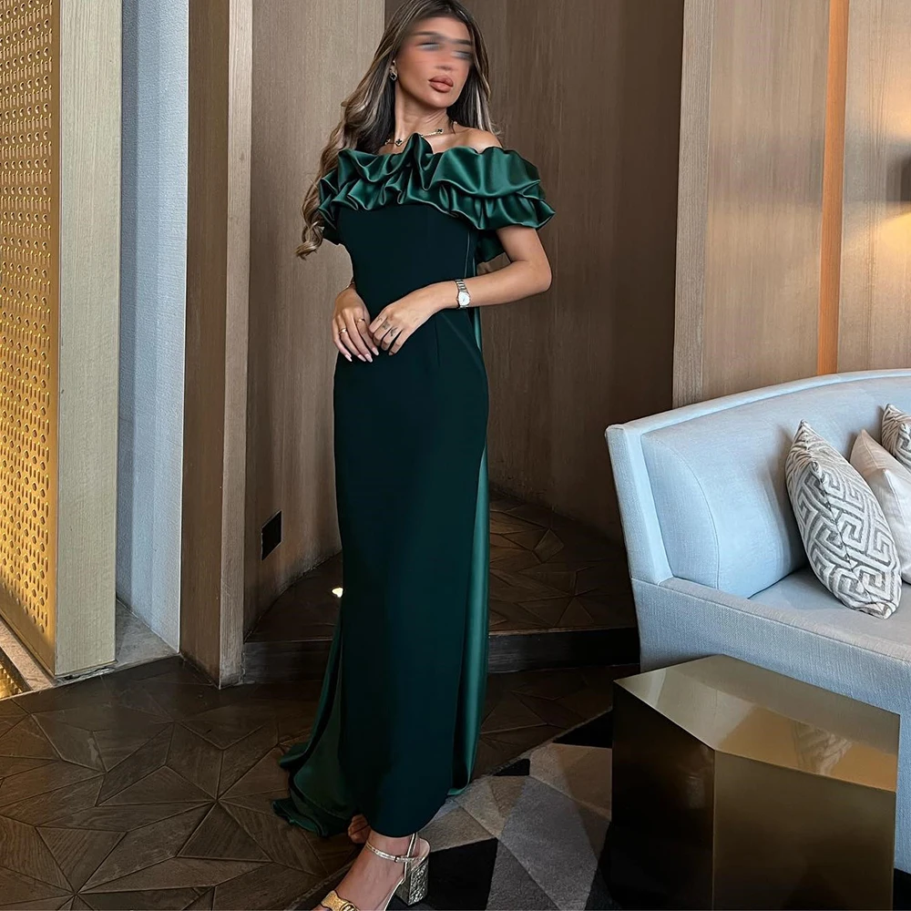 

Flechazo Green Off the Shoulder Evening Dress with Pleat Ruffles Straight Ankle Length Short Sleeves Sweep Train Women Gowns