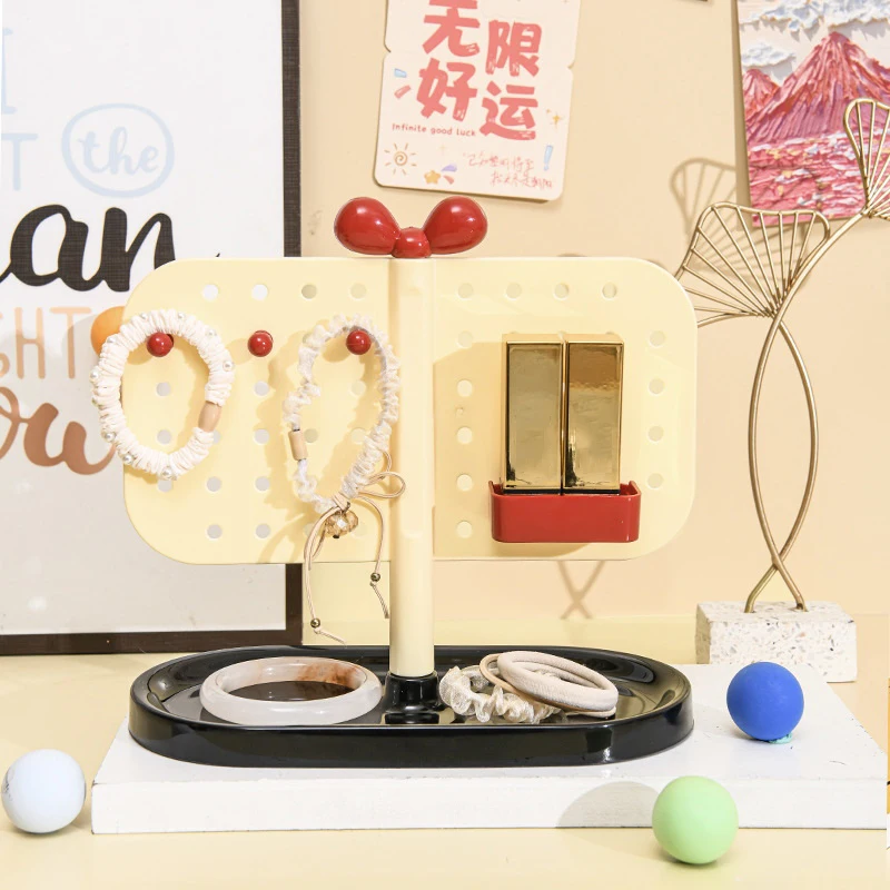 رف تخزين بسيط من بيجبورد لتخزين المفاتيح والمجوهرات والخواتم والأساور وتخزين طاولة الزينة وتخزين مستحضرات التجميل.