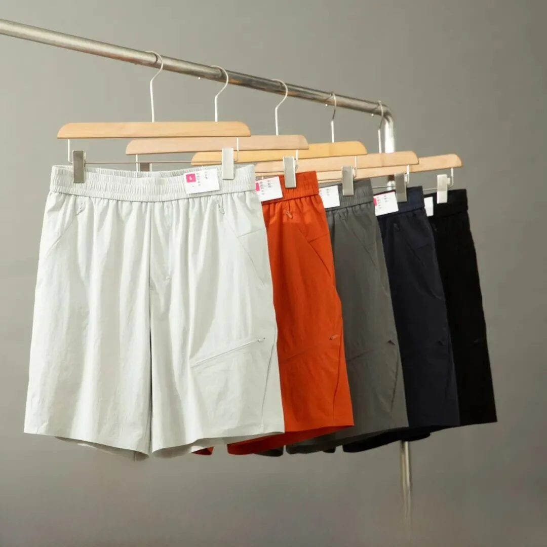 

3D Cut Men's Outdoor Shorts Hidden Seamless Glue Pocket Quick Dry Elastic Summer Shorts Standard Fit Nylon Spandex Blend