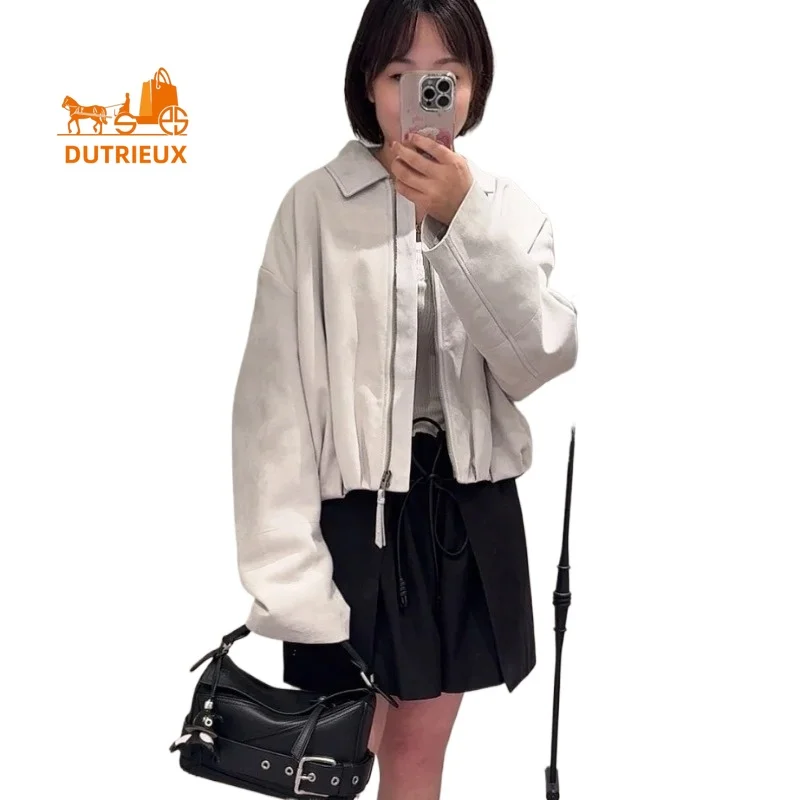 2025 Nuova moda invernale con risvolto sul retro con giacca in pelle drappeggiata raccolta a mano, giacca in pelle pesante da donna in pelle di agnello scamosciata al 100%