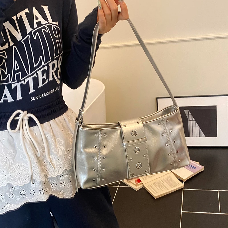 2025 مصمم الأزياء نمط جديد الصلبة بو ساحة حقائب كتف عالية الجودة شخصية شعبية الإبط حقائب للنساء الساخن العصرية