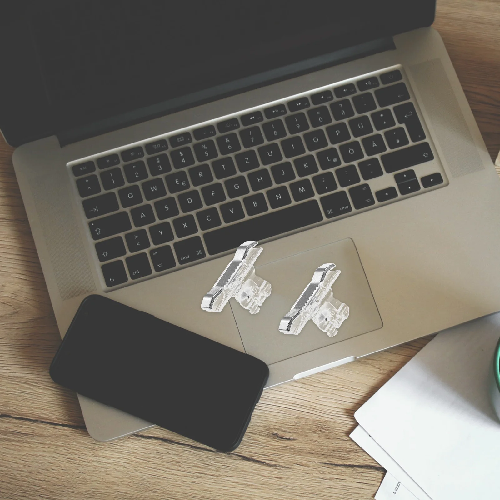 

2Pairs Mobile Game Metal Controller Shoot Trigger Buttons Transparent Stable Fixed Handle Aim Key for Phone Fire Button Shortcut