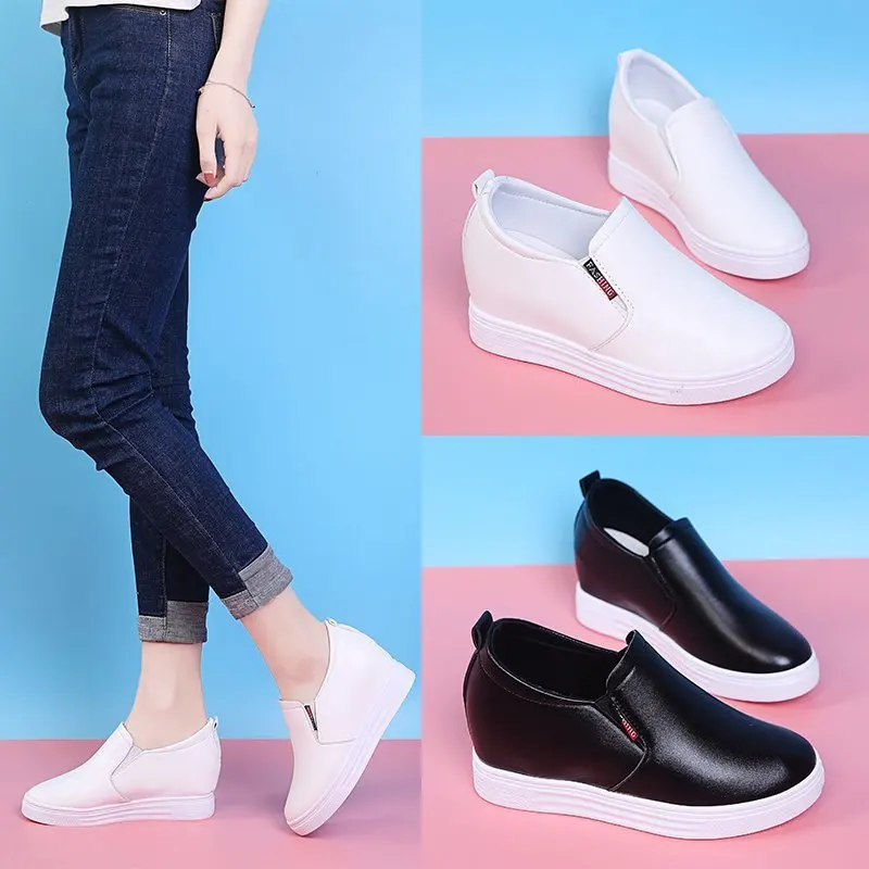Zapatillas de deporte para papá para mujer, novedad de primavera y verano, zapatos de moda de cuero, versátiles, cómodos, informales, deportivos, con aumento de altura, color blanco