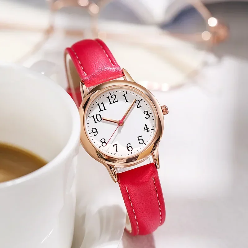 ผู้หญิงควอตซ์นาฬิกาอ่านง่ายตัวเลขภาษาอาหรับ Simple Dial สายหนัง PU Lady Candy สี Reloj De Mujer Montre Femme