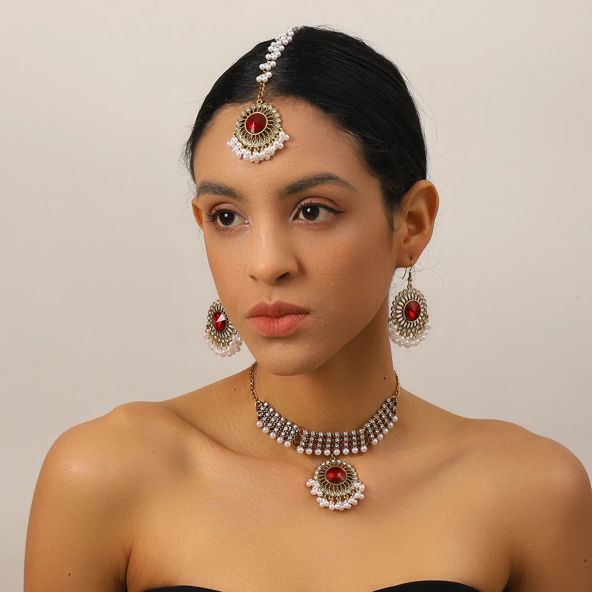 فاخر الذهب اللون جولة كريستال  - مراجعة Ethnic Fashion In Dubai وسعره