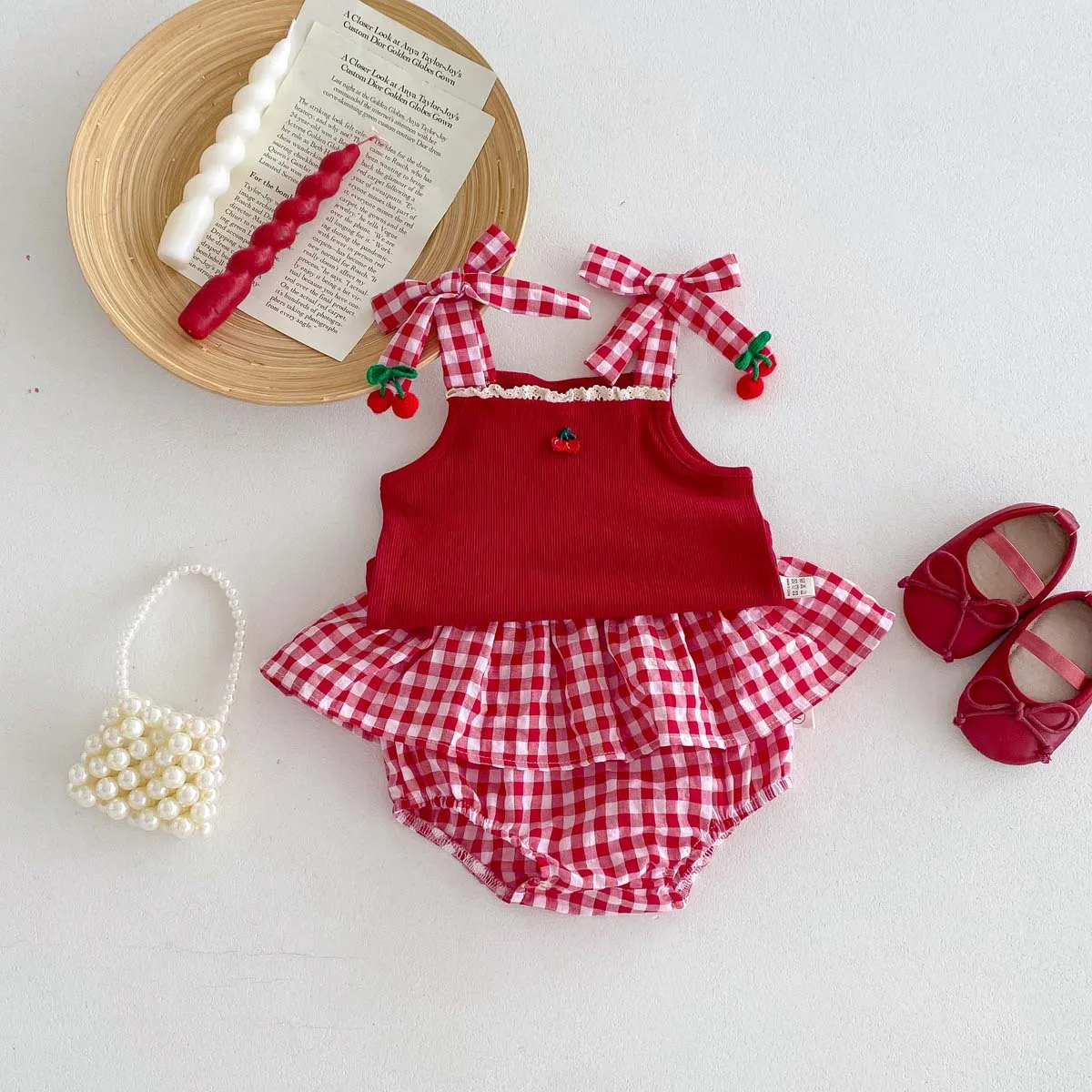 

Children's Clothing 2025 Summer Girls' Strawberry Camisole Top Plaid Flower Bud Pants Set Baby Sweet Clothes