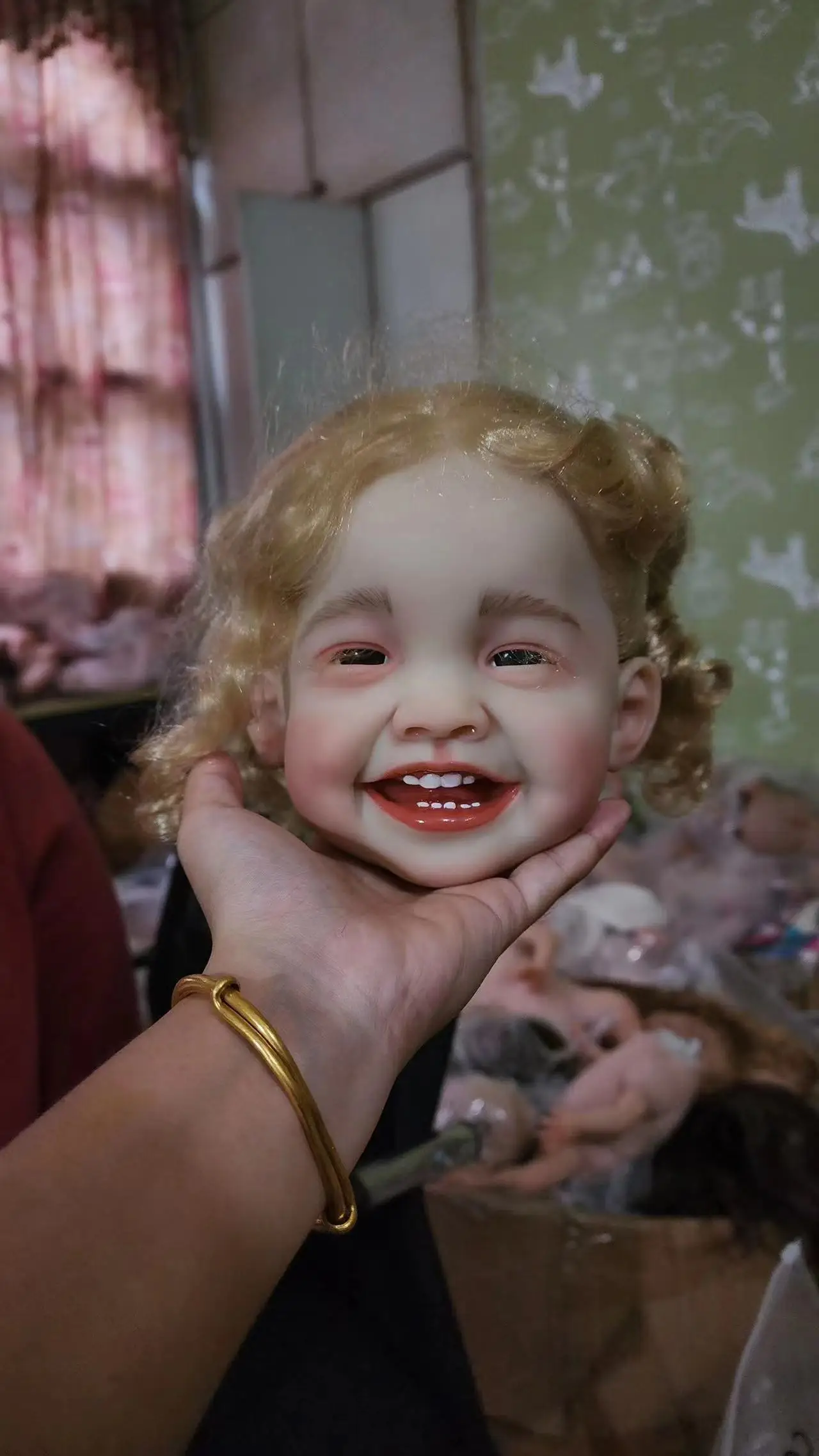 

Кукла-реборн DLS Limited Supply, 28 дюймов, Мила, с короткими кудрявыми светлыми волосами ручной работы, раскрашенный набор для самостоятельной сборки