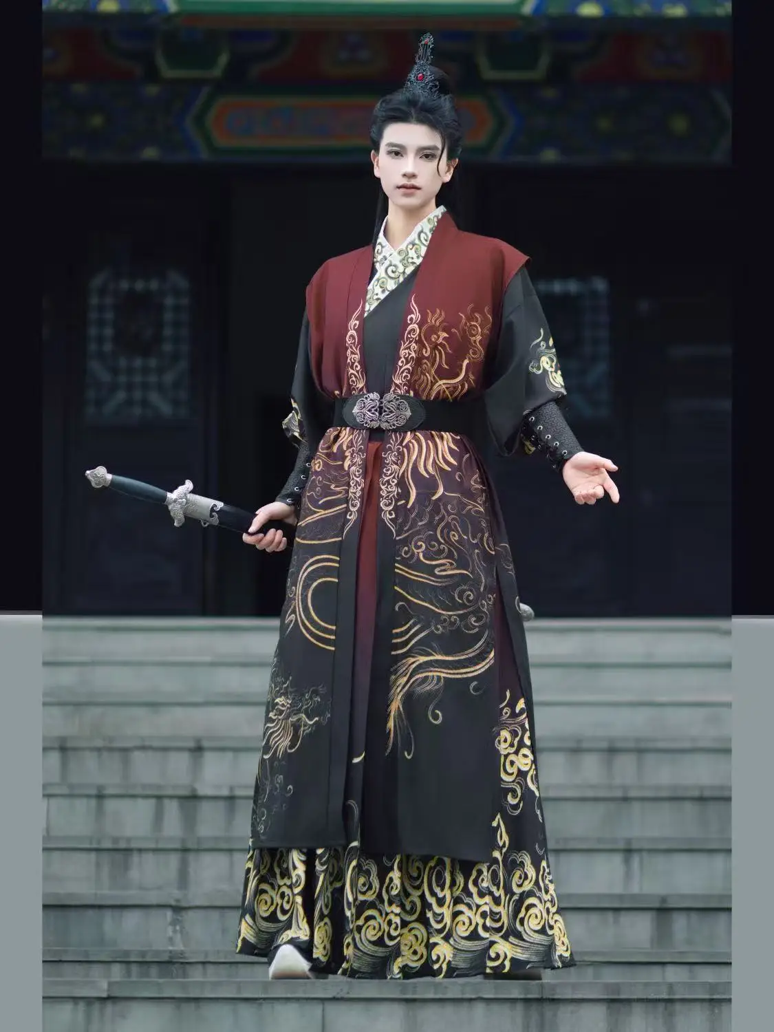 التنين الصيني الطباعة Hanfu الرجال التقليدية Beizi تنورة سلالة سونغ التقليدية المبارز تأثيري المرحلة البدلة المراهقين