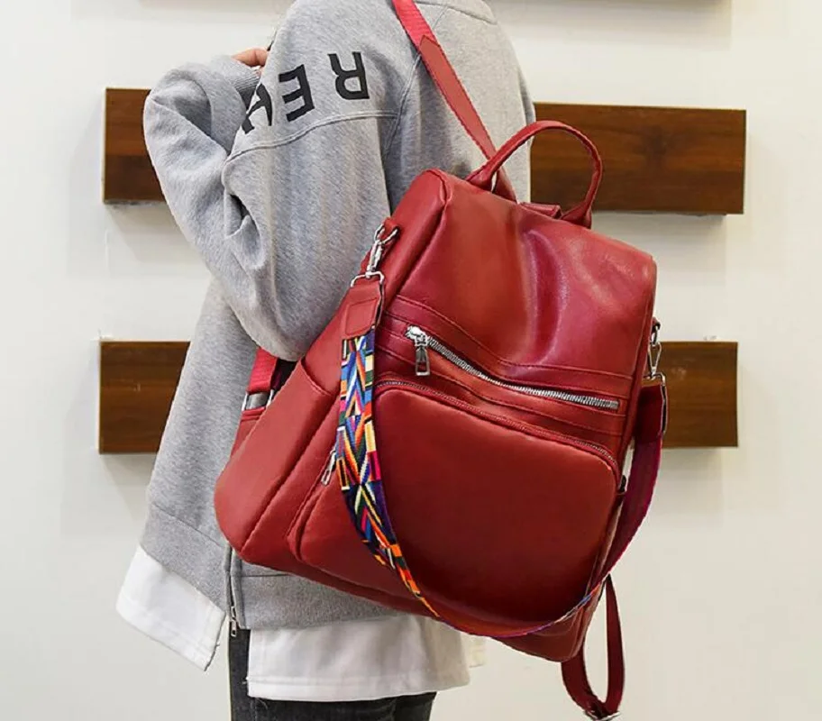 2025 Zaino di nuova moda Borse a tracolla in pelle di alta qualità da donna Zaini da viaggio di grande capacità Borsa da scuola di design antifurto