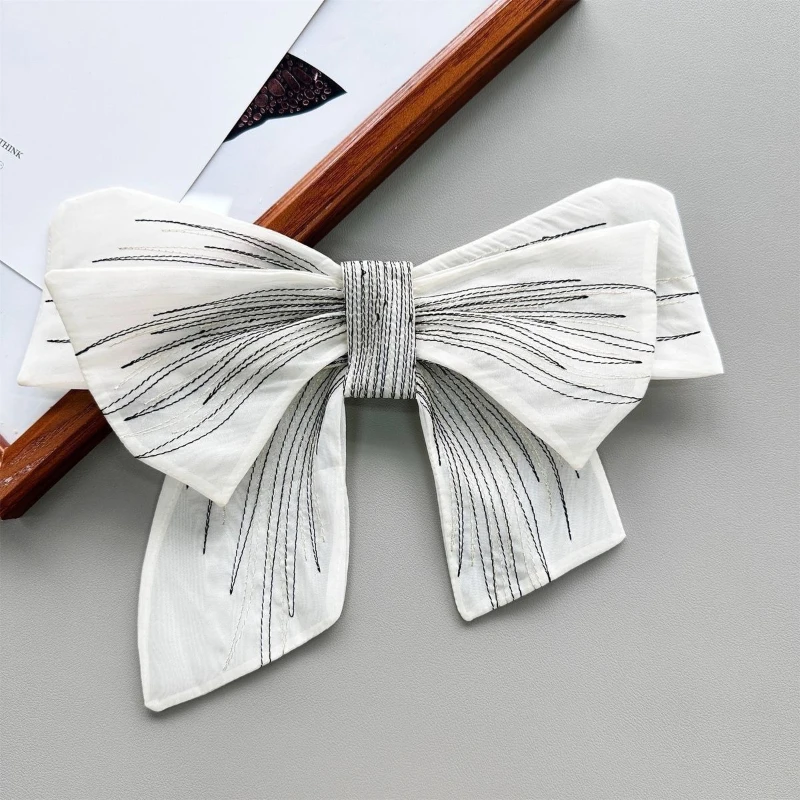 Bow embroidery collar flower bow tie corsage pin temperament age-reducing neckline stand up with T-shirt fashion decoration
