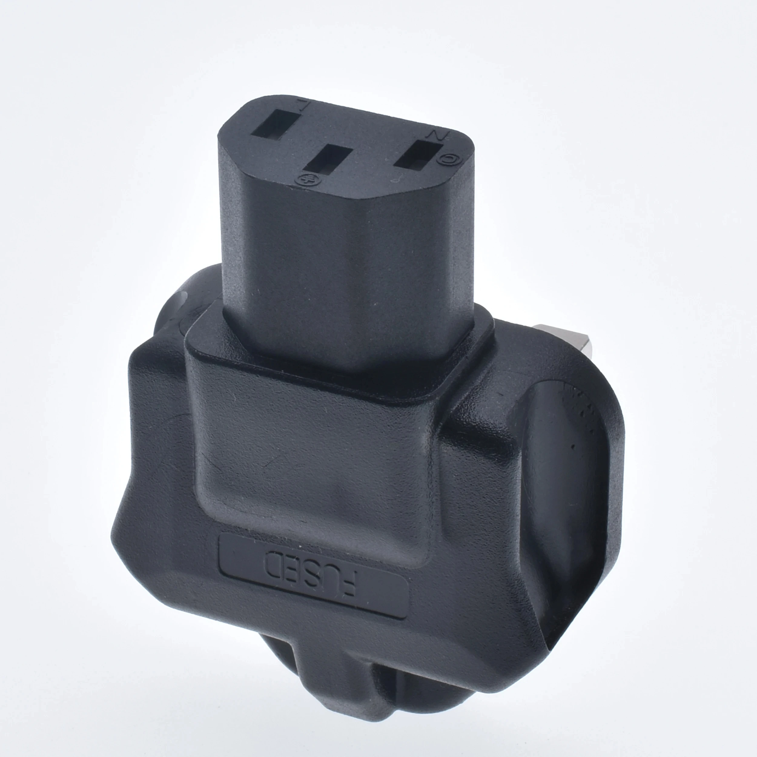 UK to IEC320 C13 1363/A Standard Power adapter, British BS1363 male to IEC320 C13 female Right Angle AC Plug, UK 3pin to PDU/UPS