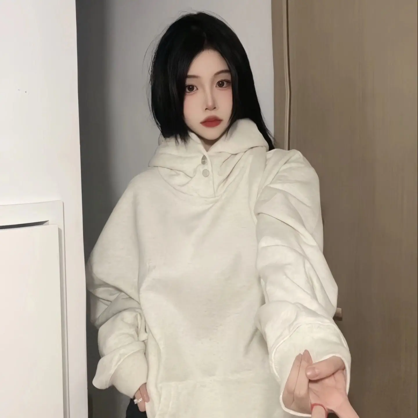 

Толстовки с капюшоном и графическим рисунком, женская винтажная одежда, забавные разноцветные милые толстовки с круглым вырезом, графический кавайный слой, корейский универсальный японский стиль