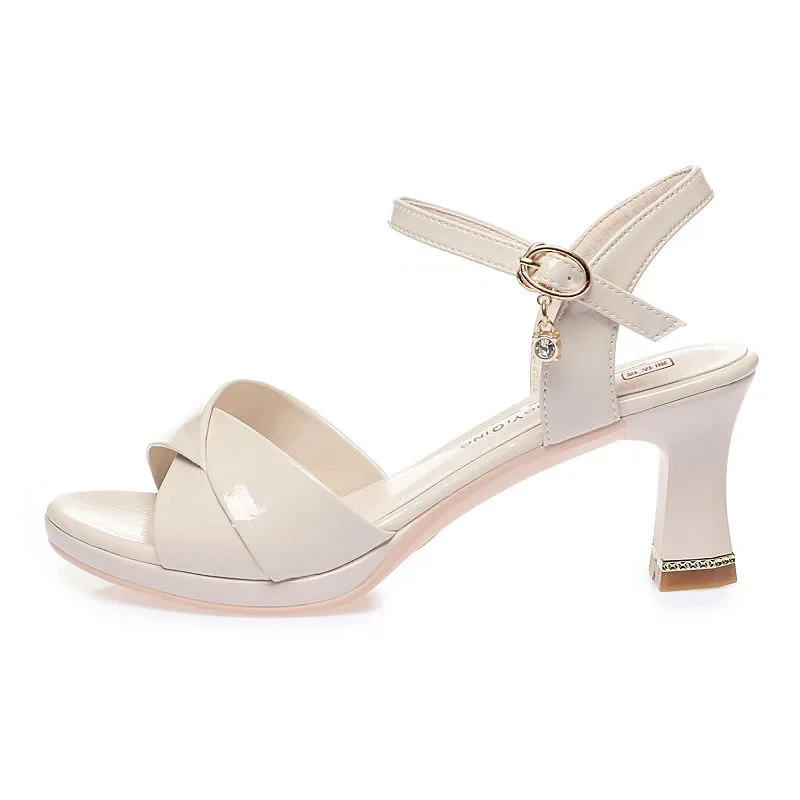 35-40 6.5 سنتيمتر الصنادل النسائية صيف 2025 منصة موضة براءات الاختراع والجلود عالية الكعب أحذية النساء تقدم فستان اللمحة تو حذاء أسود #5