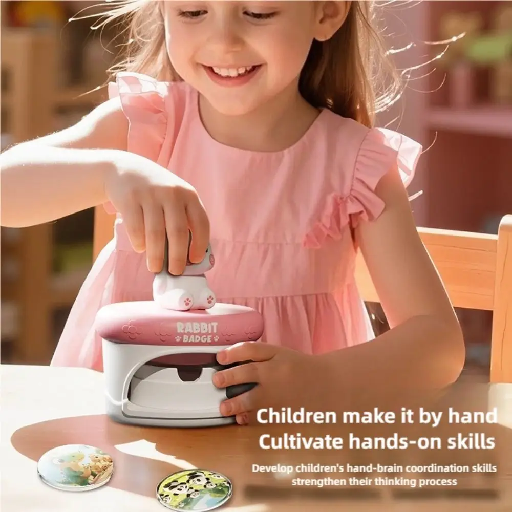 

Высокое качество мультфильм мини DIY машина для бейджей посылка материалов самодельная машина для изготовления пуговиц обучающая машина для пресса бейджей для