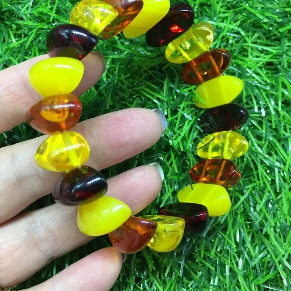 Beeswax Amber Duobao Hand Row with Shape Chicken Oil Yellow Blood Amber with Shape Single Circle Gold Amber Specification