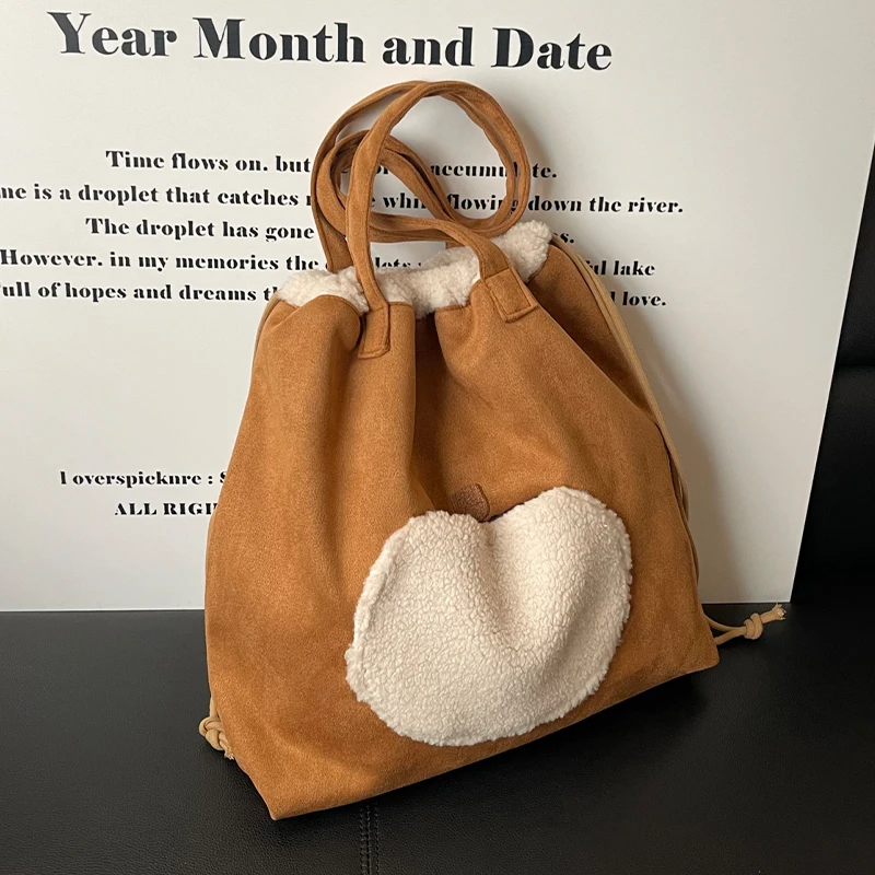 

High Capacity Vintage Faux Suede Female Bag 2025 New Winter Cute Heart Lamb Wool Shoulder Bag Simple Travel Tote Fashion Handbag