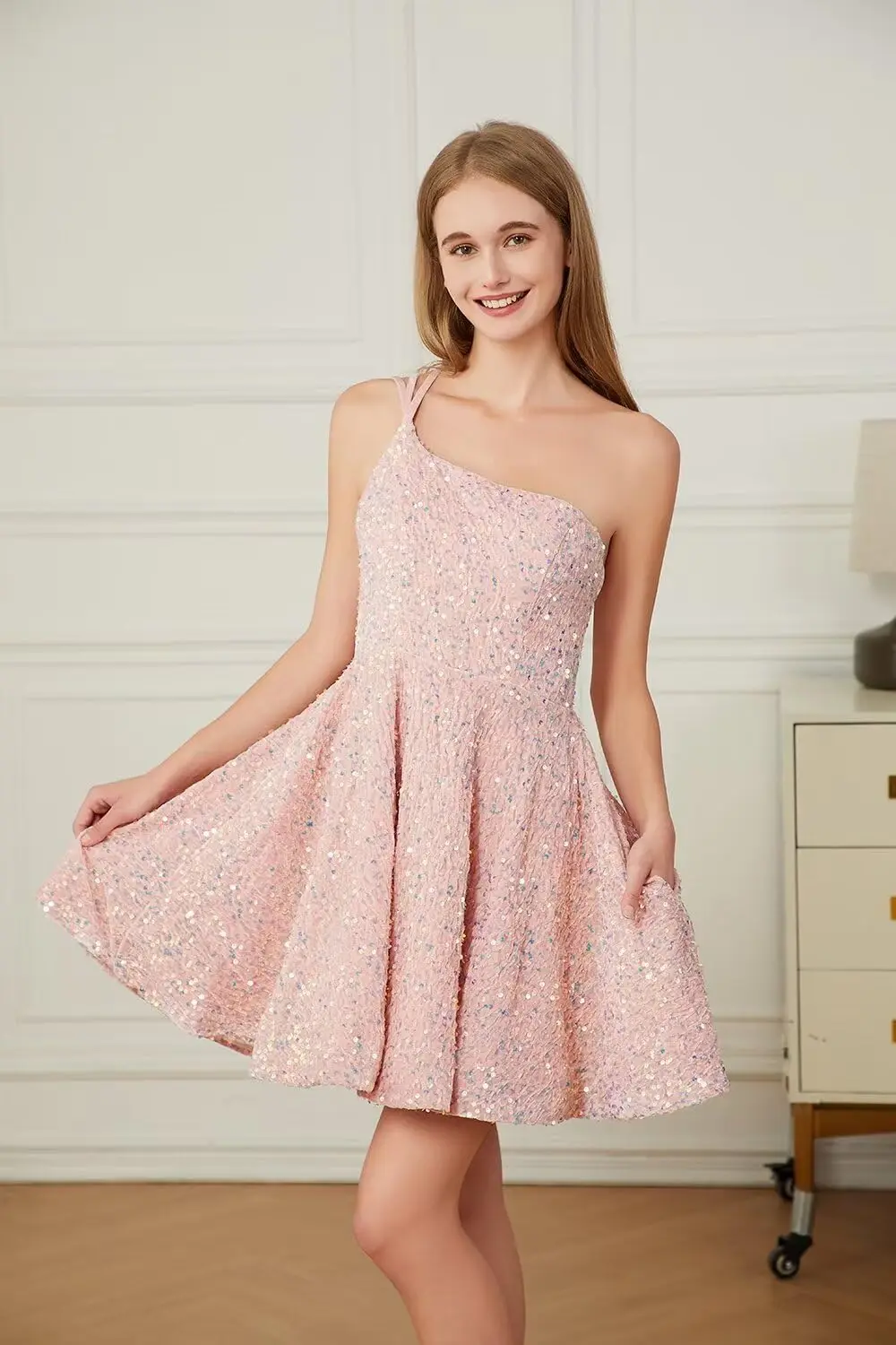 Abiti da ritorno a casa con paillettes monospalla per adolescenti Abito corto da ballo 2025 Abito da cocktail formale a trapezio scintillante