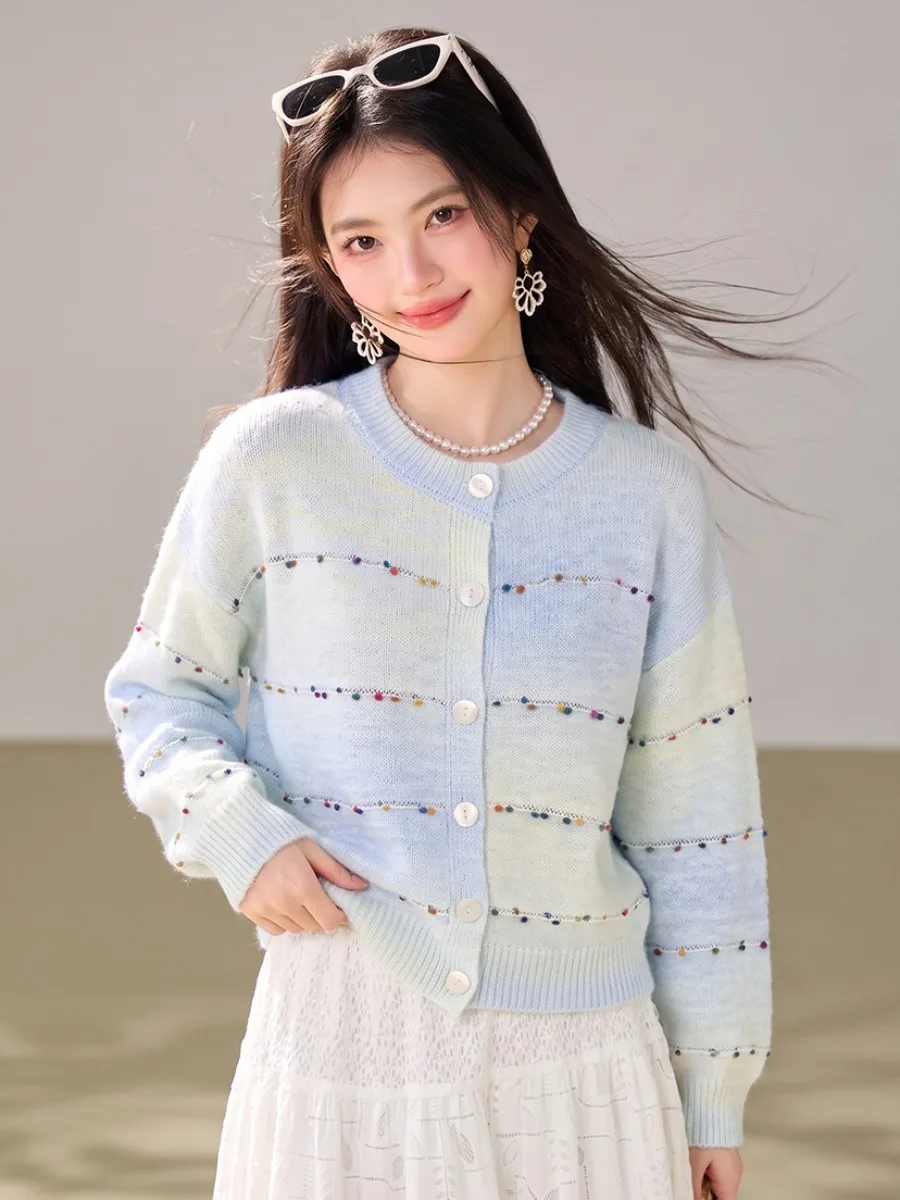  Gradient Color Long Sleeve Knitted Sweater Women's Fashionable round Neck Beautiful Versatile Top for Autumn 2026