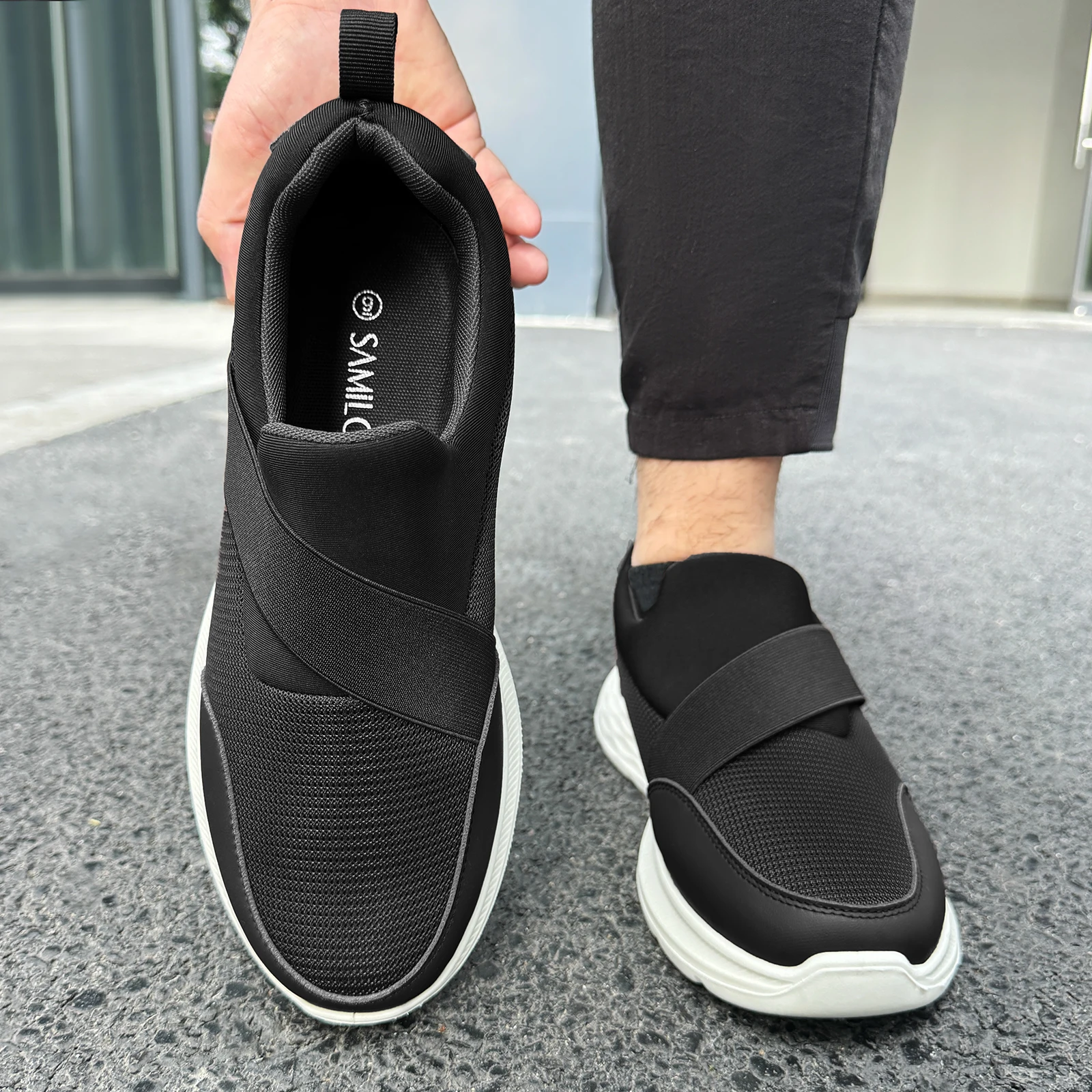 

Simple black Velcro casual shoes for men, mesh upper, breathable, lightweight, thick-soled, athletic walking shoes