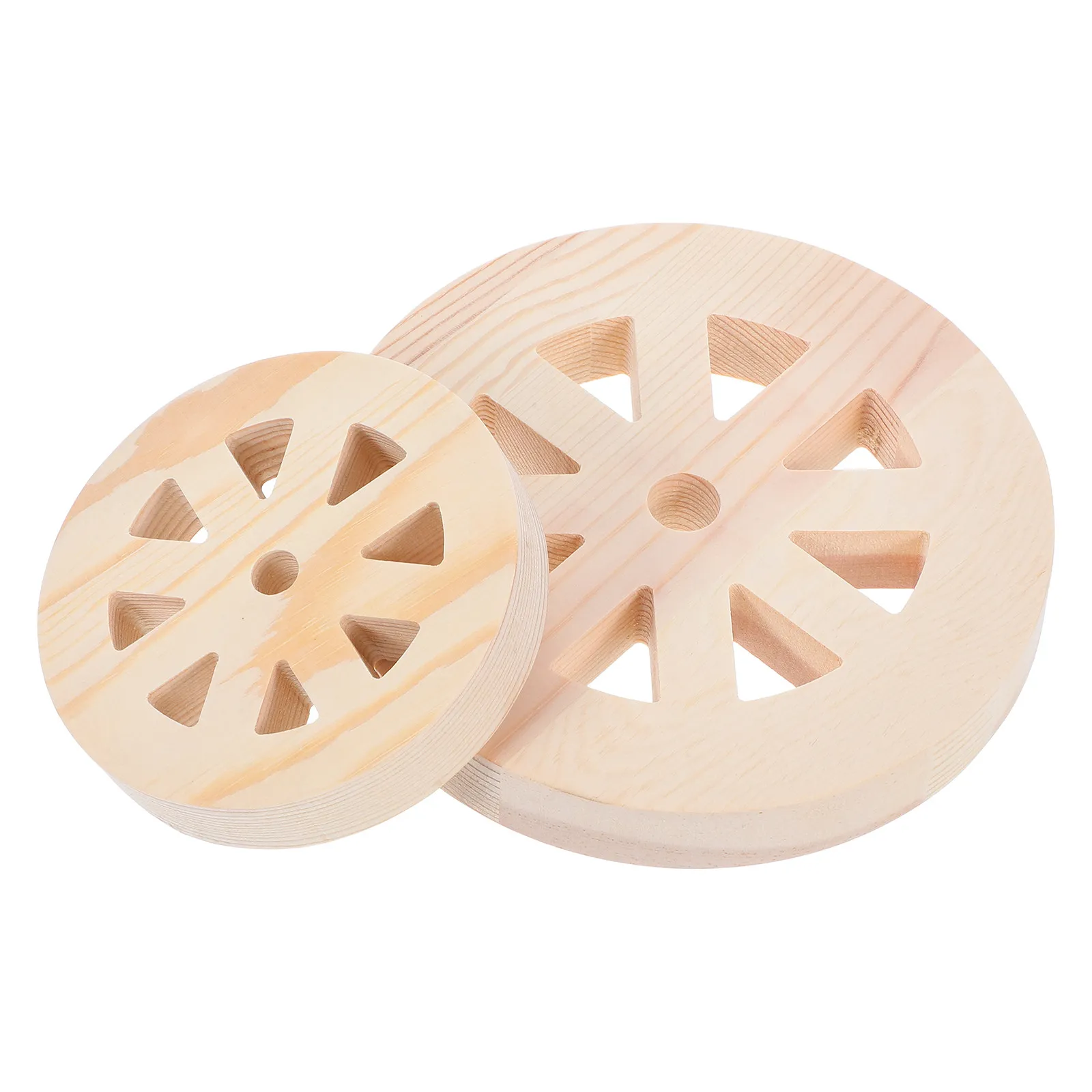 2Pcs Handcrafted Round Wooden Wheel Hanging Decor Vintage Style Wall Sculpture for Western Home Decor Cafe Hotel DIY Craft
