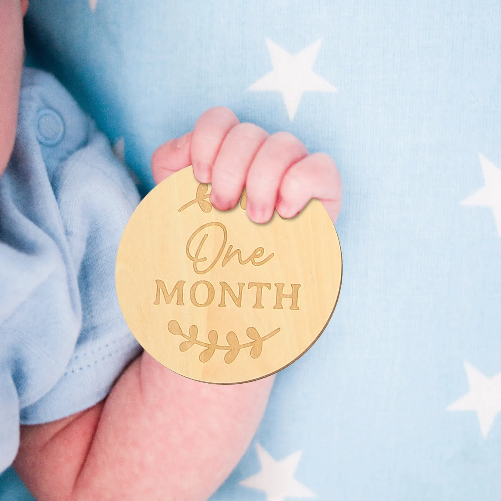 13Pcs Baby Monthly Milestone Wooden Cards Carton Pattern Photo Props Infant Growth Markers Newborn Accessories Unique Design