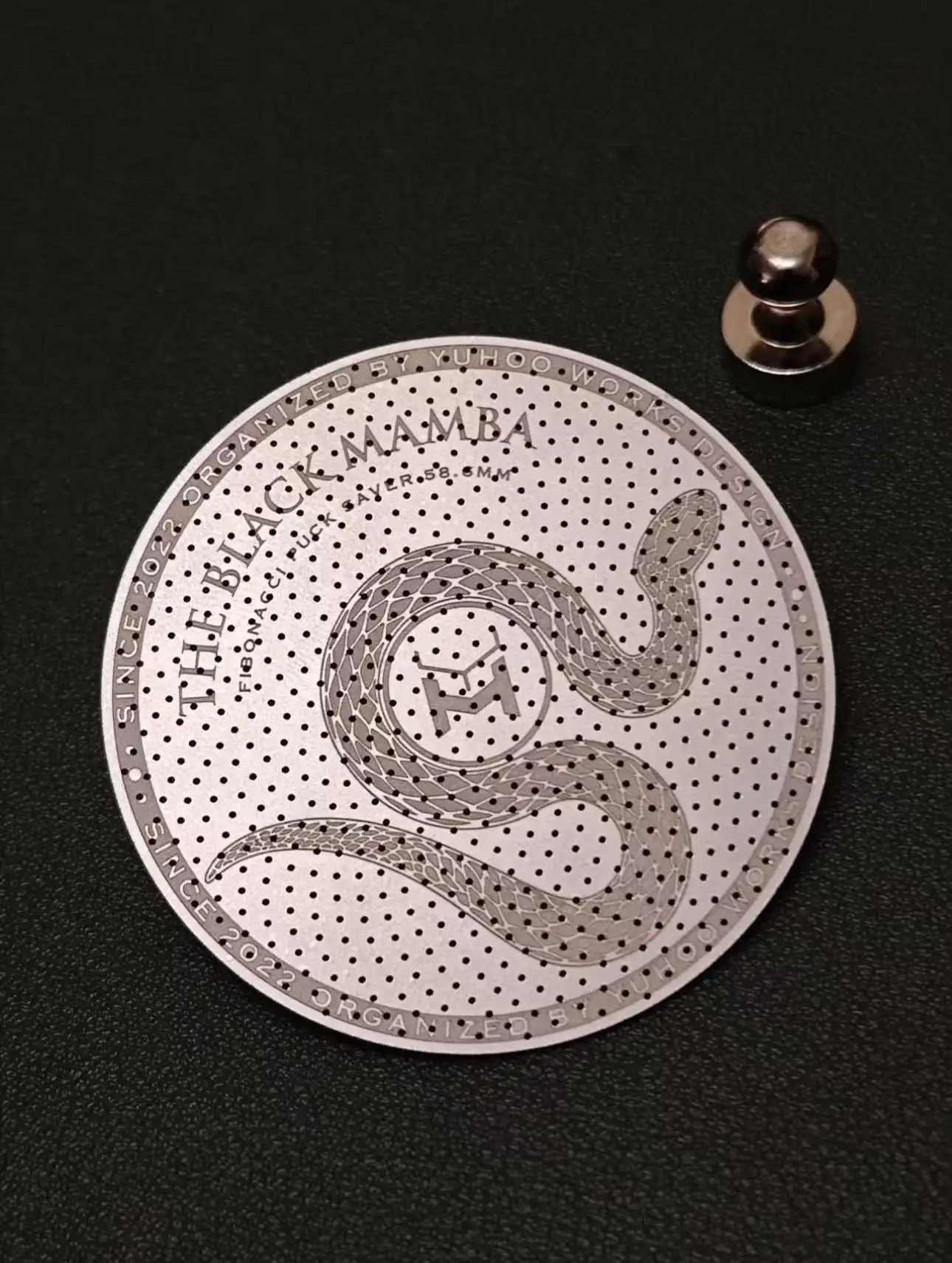 Yuhoo Black Mamba Laser Precision Secondary Water Separation Network Fibonacci Sequence Hole Arrangement 304 Stainless Steel