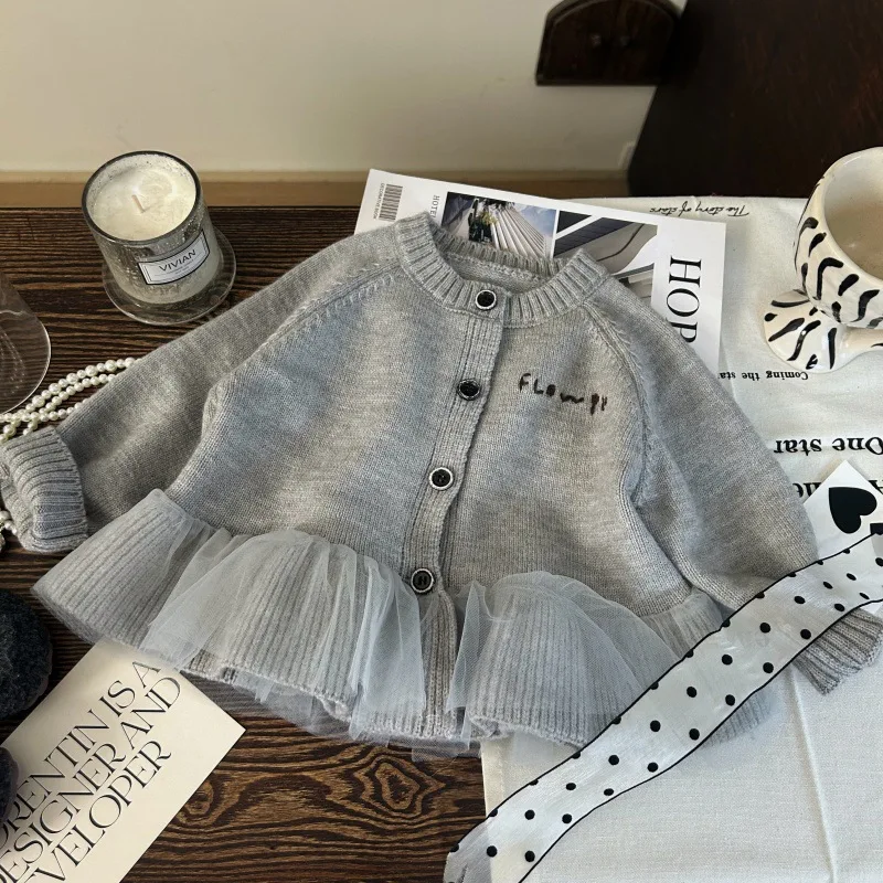 

Children's Clothing2025New Autumn Girls Embroidered Sweater Cardigan Children's Western Style Gray Flared Pants Two-piece Set