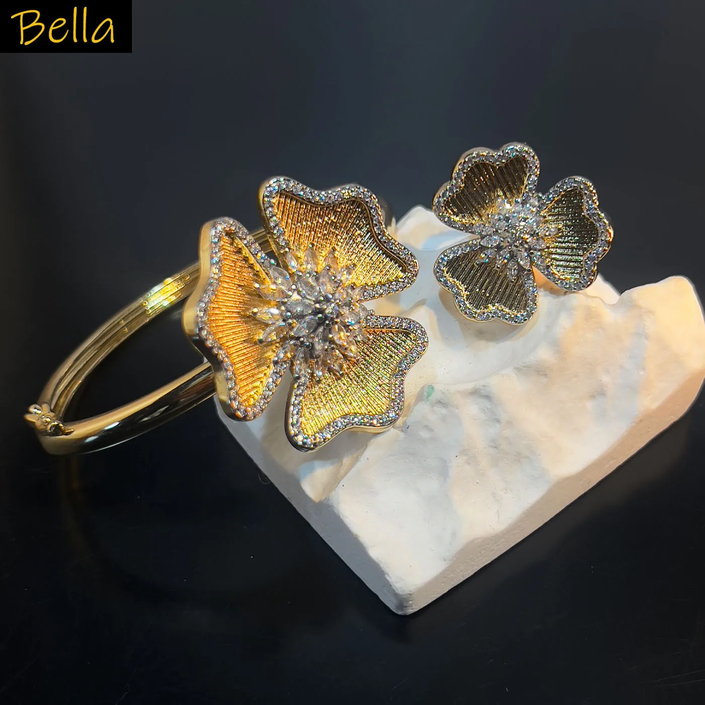 fashion bangle and ring for women shiny jewelry Handcrafted Brushed Finish gold color flower leaf bracelet ring female gift
