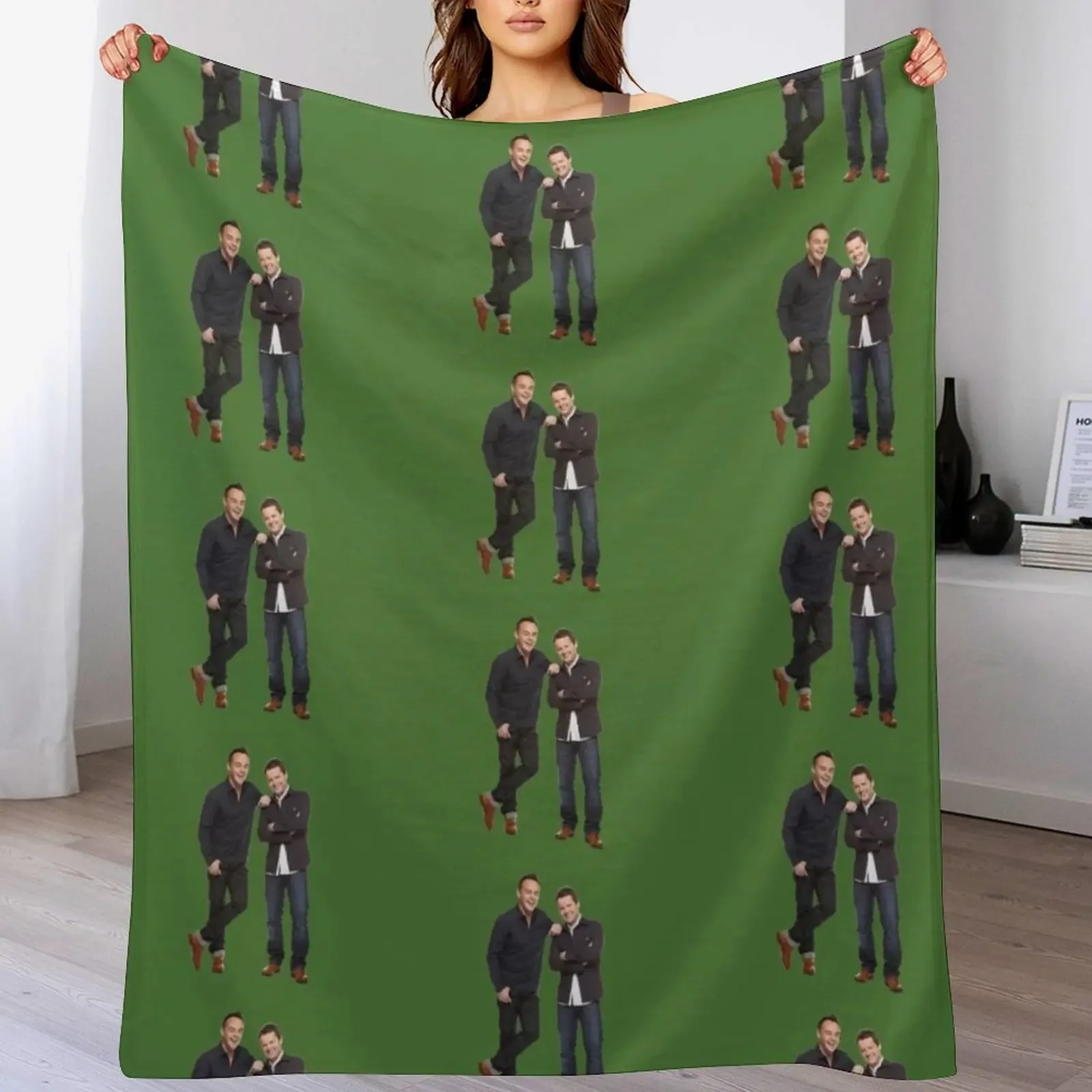 

Ant and Dec [1] Throw Blanket Multi Use Warm Blanket for Living Room Bedroom