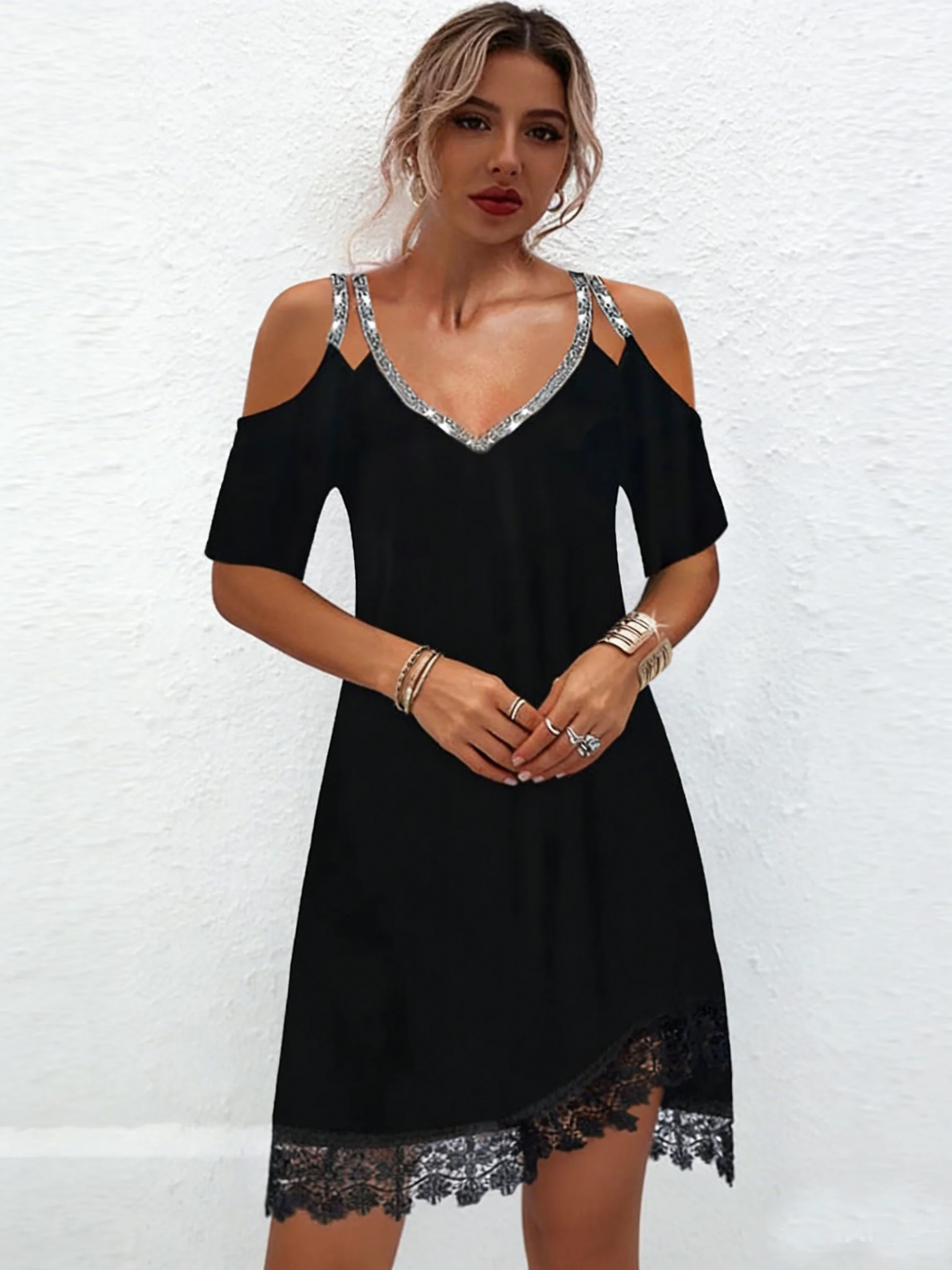 

Women's Black Sexy Suspender Dress V Neck Short Sleeve Cold Shoulder Shift Dress Lace Hem Casual Spring Summer Party Club Dress