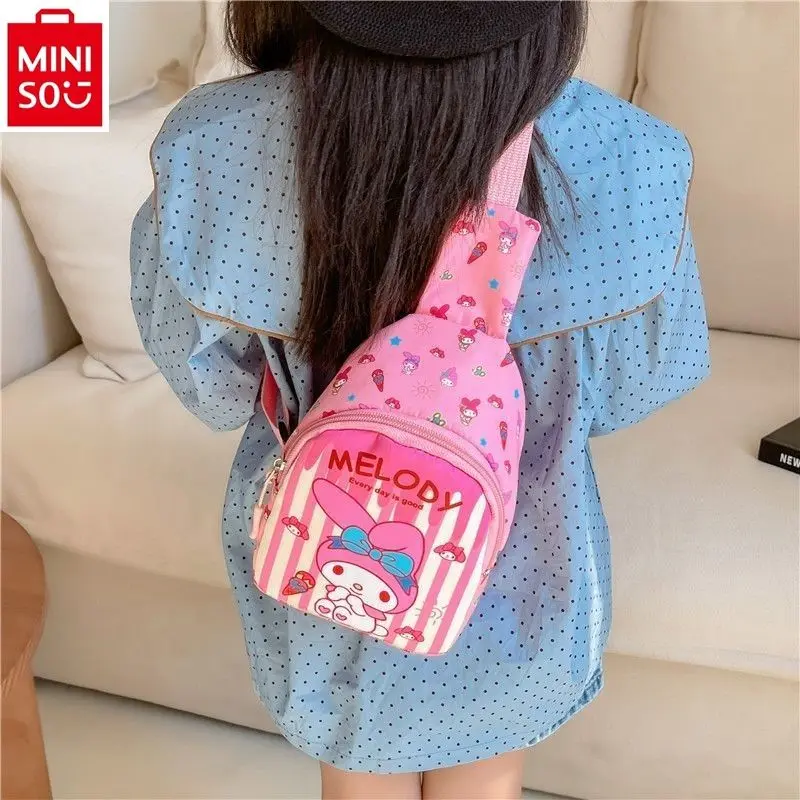 حقيبة كرتون MINISO-Sanrio Crossbody للأطفال ، مرحبا كيتي ، خفيفة الوزن ، صغيرة ، حلوة ، صغيرة ، مطبوعة ، حقيبة ظهر Kuromi