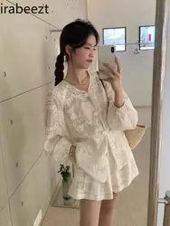 New Chinese Style Design Set Hollow Embroidery Jacket Summer Fashion Western-style White Pants Two-piece Set New Deux-pièces