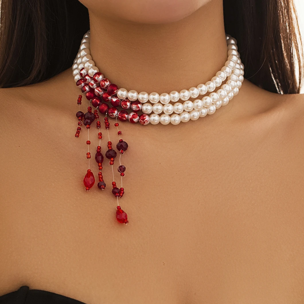 Mehrschichtige Vintage-Halskette mit rotem Blutmuster, Imitationsperlen und Quastenanhänger für Damen, Gothic-Kristallperlenkette, Halloween-Schmuck