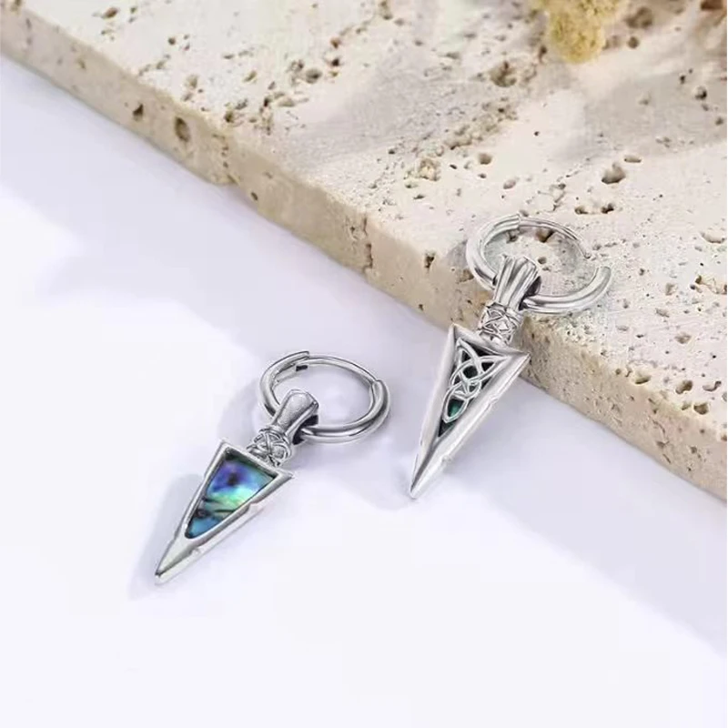 Suitable for men and boys. Stainless steel triangular pointed hoop-style earrings, hypoallergenic earrings.