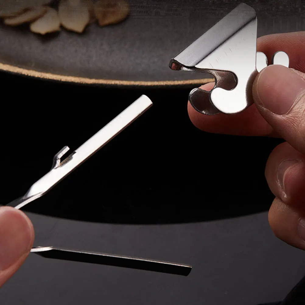 

4pcs Stainless Steel Compact Nut Opener For Pine Nuts Sunflower Seeds Melon Pliers Portable Kitchen Tool Shell Separator Clips