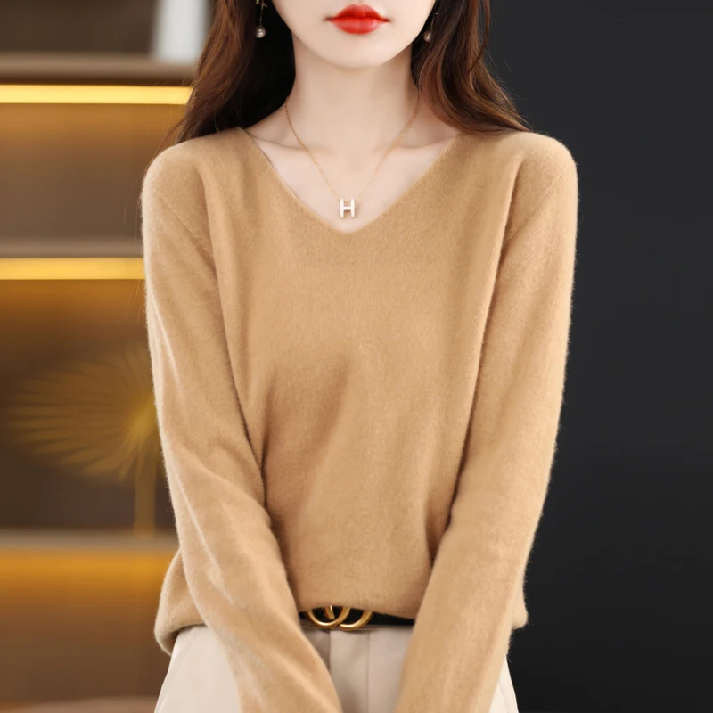 100% Australian wool V-neck women\'s sweater comfortable, soft and solid color one long sleeve sweater 201