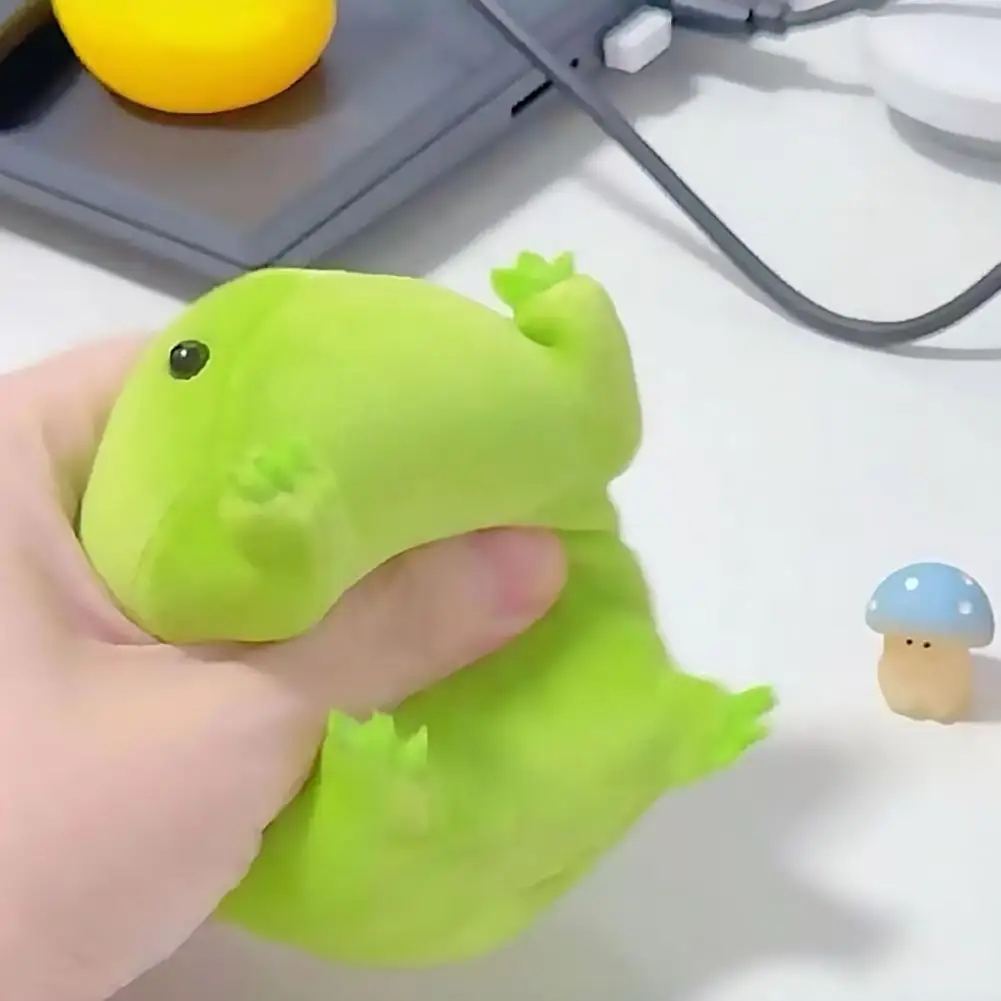 Frog Plush Toy,Kawaii Frog Plush toy,Decompress Animals Fluffy Frog Figurine Soft Frog Plushie Pendant Funny Frog Decor